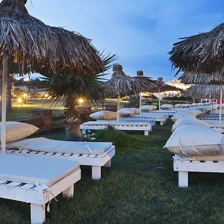 Cocos The Club Solto Alaçatı